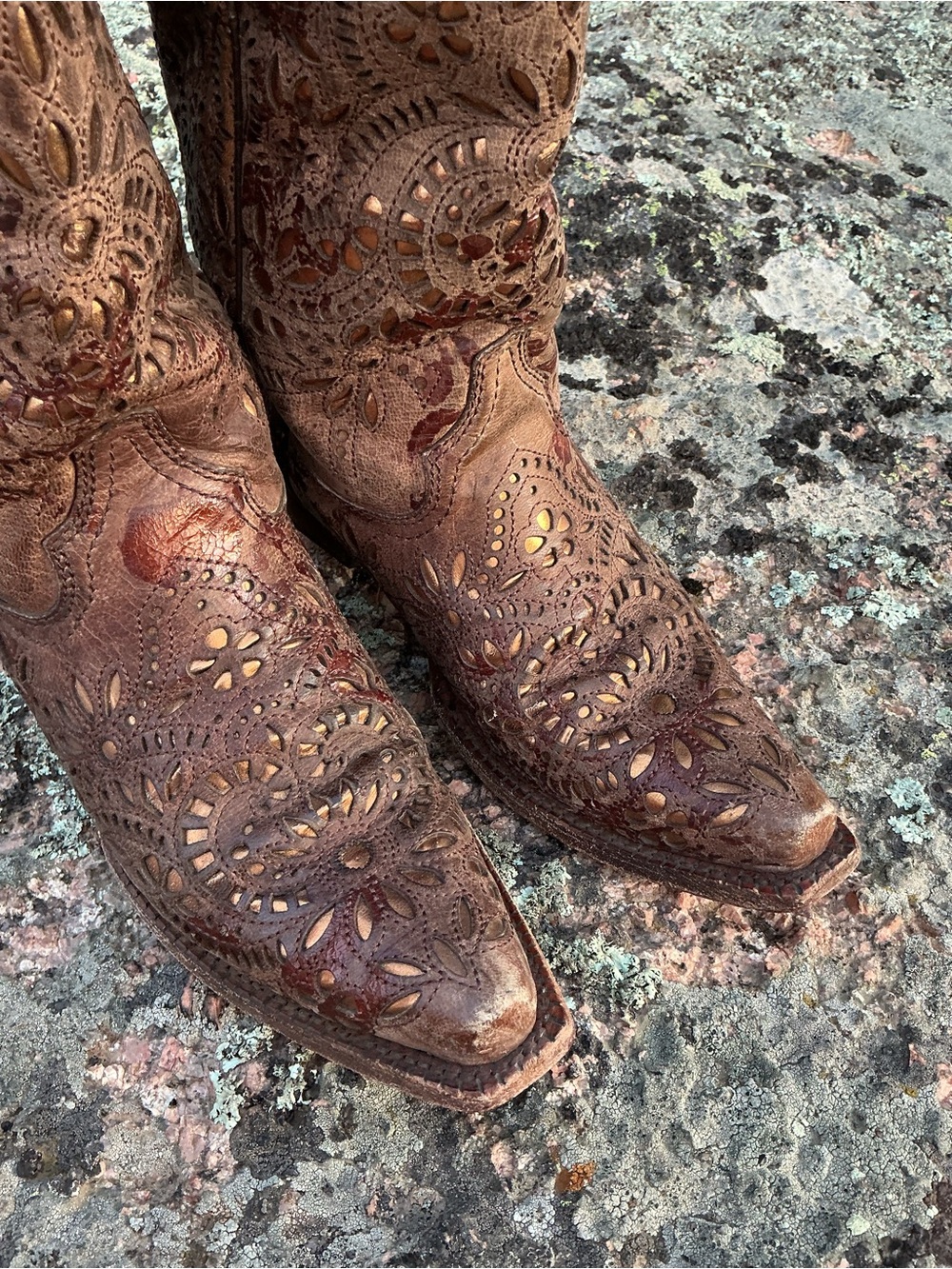 Corral Leather Floral Gold Cutout Western Cowboy Boots 7.5M - Picture 6 of 16